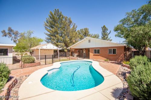 1182 Ellis St, Tucson, AZ 85719-1620