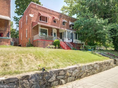 432 Orange St, Washington DC  20032-1622 exterior