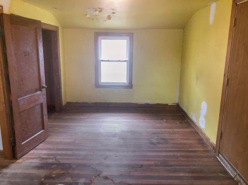 5512 Melvina Ave, Chicago IL 60638-2622 exterior