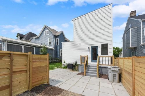 524 Mellon St, Pittsburgh PA 15206-2419 exterior