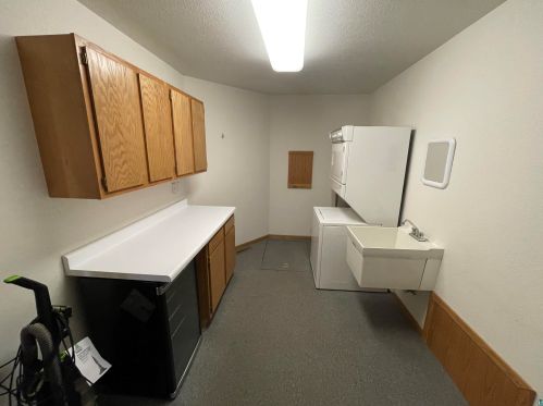 1148 Como Ave, Duluth MN 55811-2600 exterior