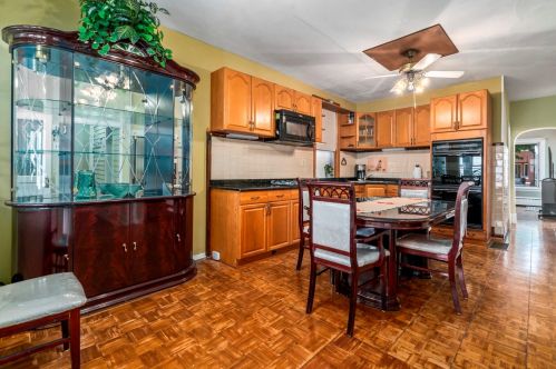 4543 Albany Ave, Chicago IL 60625-4545 exterior