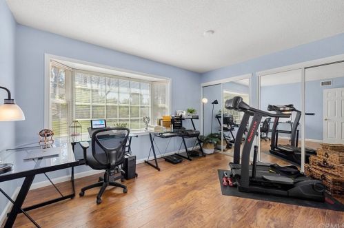 933 Verona Dr, Fullerton CA 92835-3340 exterior