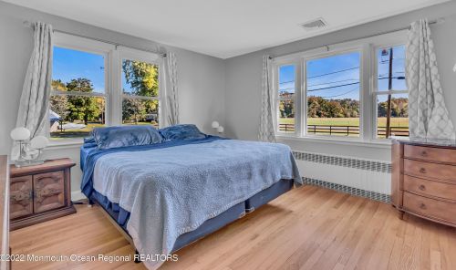 7 Applegate Ln, Plumsted Township NJ 08533-1303 exterior