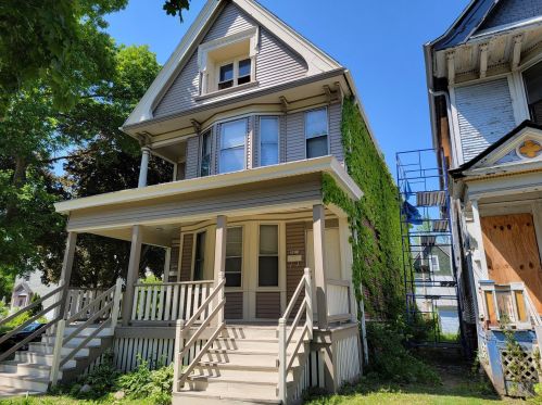 3028 Juneau Ave, Milwaukee WI  53208-2934 exterior