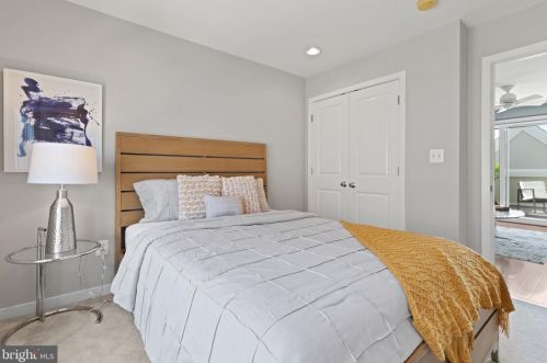 1016 4 St, Washington DC 20001-2516 exterior