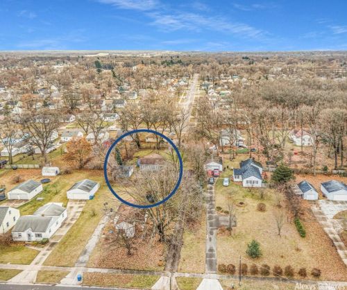 962 Royal Oak St, Wyoming MI  49509-3558 exterior