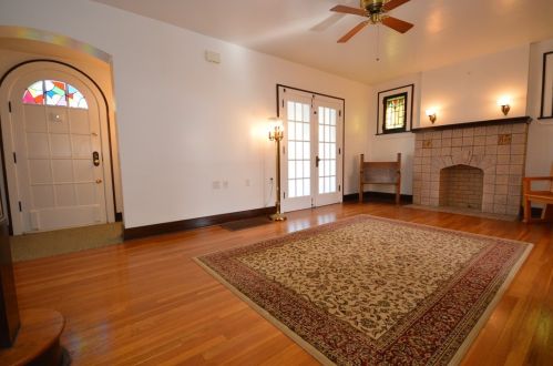 16 Lehigh Ave, Pittsburgh PA 15229-1556 exterior