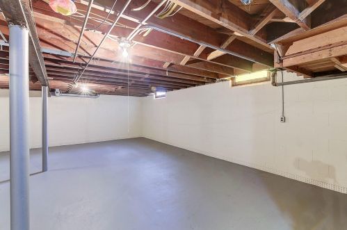 8051 37th St, Milwaukee WI  53209-1503 exterior