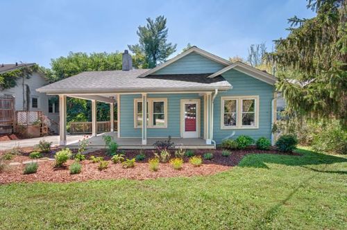 197 Courtland Pl, Asheville, NC 28801-2112