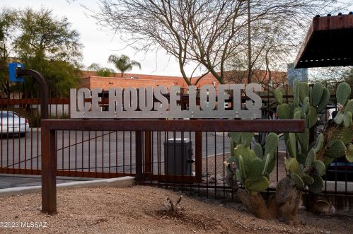 1001 17th St, Tucson AZ  85719-6767 exterior