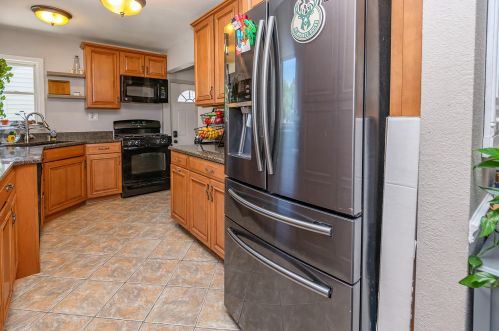 5411 Ohio Ave, Milwaukee WI 53219-4453 exterior