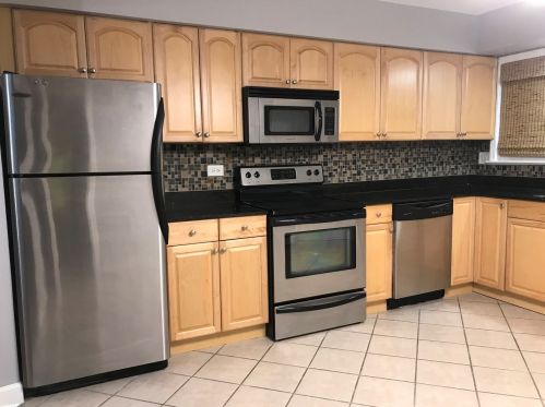 6450 New England Ave, Chicago, IL 60631-1739