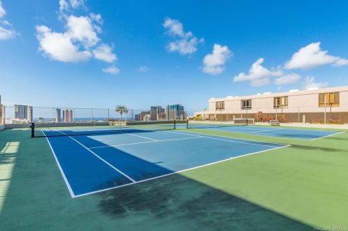 217 Prospect St, Honolulu HI  96813-1724 exterior