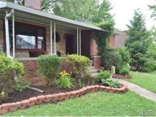 346 10 Ave, Bethlehem PA  18018-3517 exterior