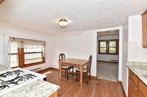 3412 9 Pl, Milwaukee WI 53215-3211 exterior