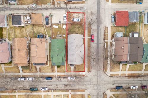 3700 15th St, Milwaukee WI  53206-2907 exterior