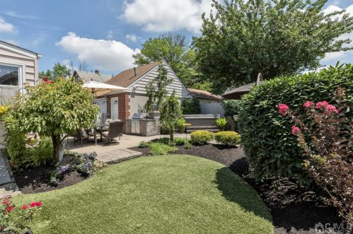 46 Lincoln Ave, Edison NJ exterior