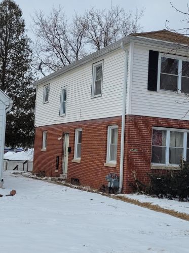 3457 58th St, Milwaukee, WI 53219-4335