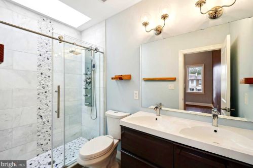 226 S St, Washington DC  20002-1526 exterior