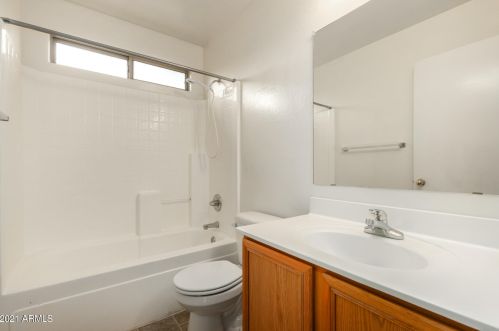 6623 18 Ln, Phoenix AZ 85041-5846 exterior