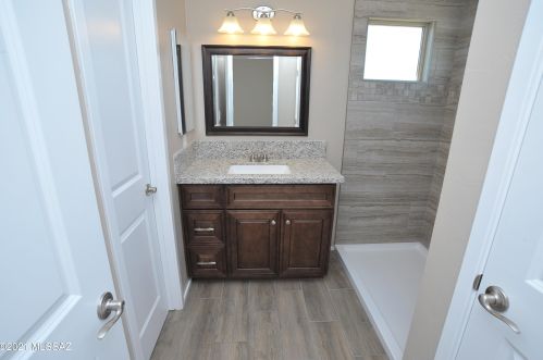 3417 Calle De Ln Bajada, Tucson AZ 85746-8337 exterior