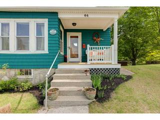64 Roberge Ave, Woonsocket, RI 02895-5530