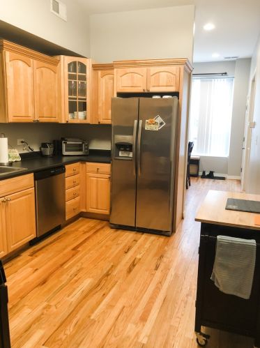 3307 Southport Ave, Chicago, IL 60657-1417