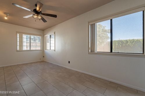 4801 Red Wolf Dr, Tucson AZ  85742-8825 exterior