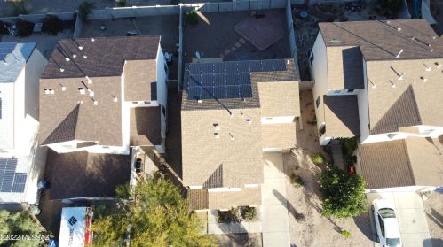 2213 Mcconnell Dr, Tucson AZ 85710-8091 exterior