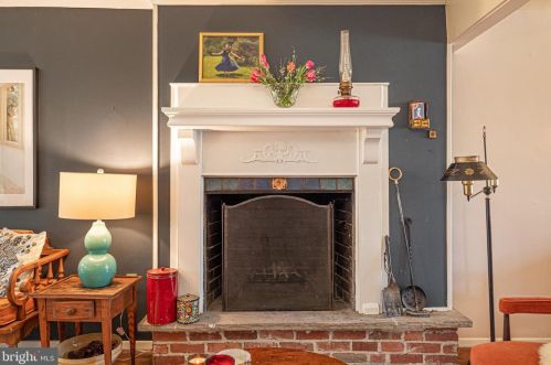 3 War Admiral Ln, Media PA 19063-5238 exterior