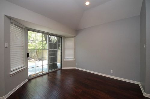 11104 Crossland Dr, Austin TX  78726-1324 exterior