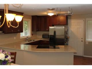 14503 12th Ave, Seattle WA  98155-7107 exterior