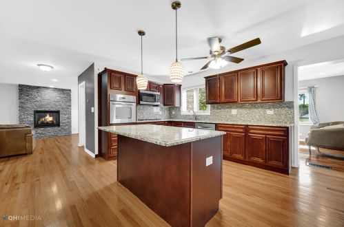 3521 82 Pl, Chicago IL 60652-2406 exterior