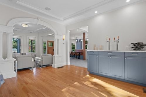 11 Robinwood Ave, Boston MA 02130-2127 exterior