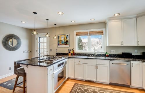 5525 Berkeley Blvd, Milwaukee WI 53217-5139 exterior