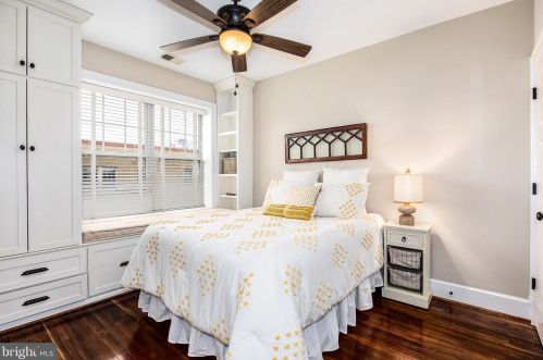 1448 D St, Washington DC  20002-5402 exterior