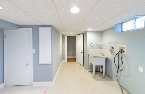 248 Eric Ave, Meskegon MI 49444-3702 exterior