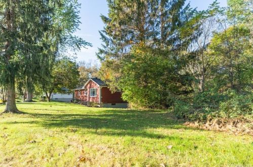 209 Centerville Rd, Middletown NY 10940-8454 exterior