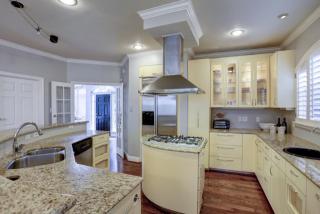 5302 Fayette St, Houston TX  77056-5929 exterior