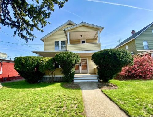 15 Albert St, Torrington, CT 06790-6402