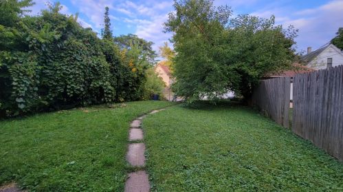 3048 25th St, Milwaukee WI  53206-1117 exterior