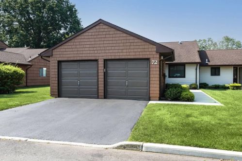 72 Scarlett Dr, Commack, NY 11725-4632