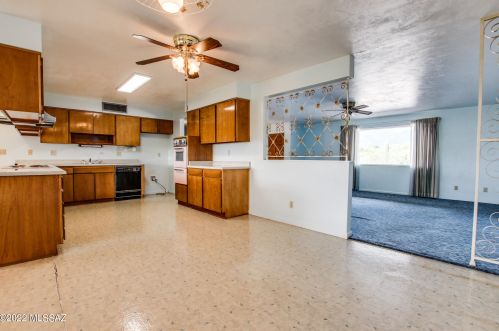 4335 La Linda Rama, Tucson, AZ 85718-6917