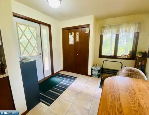 520 41 St, Hibbing MN 55746-3282 exterior