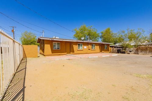 9430 18th Dr, Phoenix, AZ 85021-2514