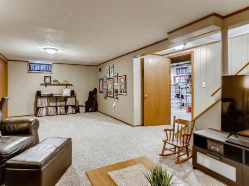 143 22nd Ave, South Saint Paul MN 55075-5846 exterior