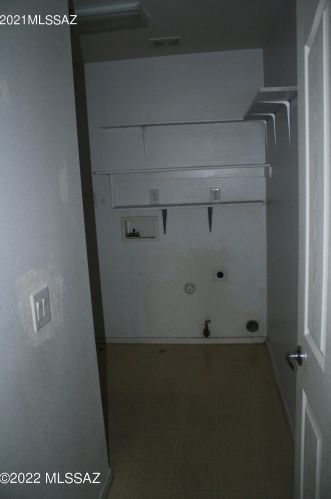 6443 Sunrise Vly Dr, Tucson AZ 85706-4951 exterior