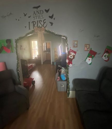 7334 Sangamon St, Chicago, IL 60621-1628