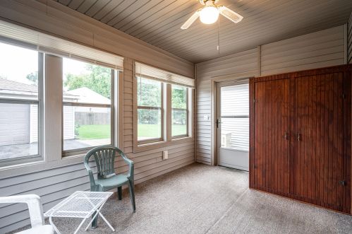 2269 Mangold Ave, Milwaukee WI 53221-4949 exterior